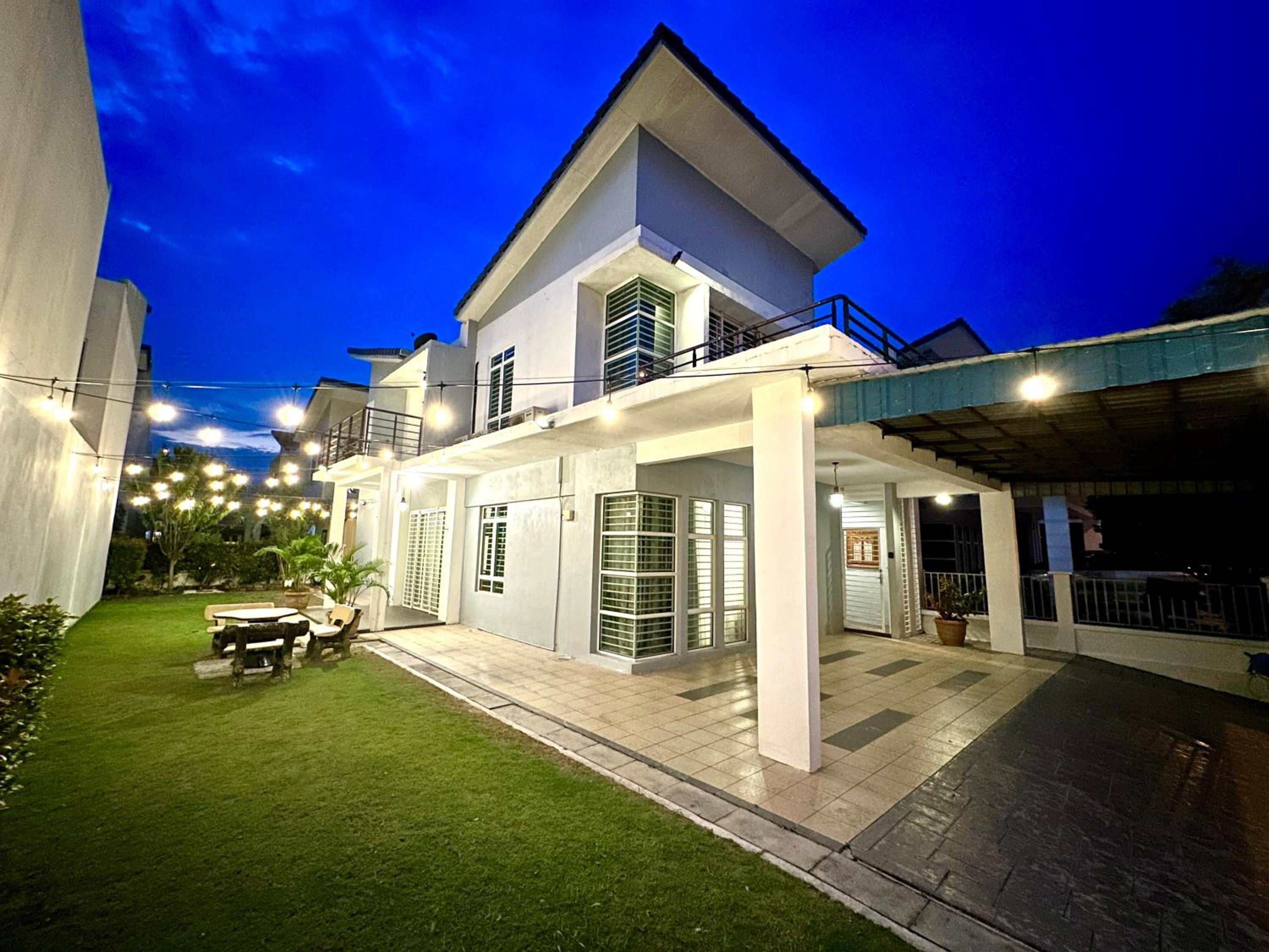 BNB Casa Grande at Rawang - spacious, 15 pax and WiFi, photo 38