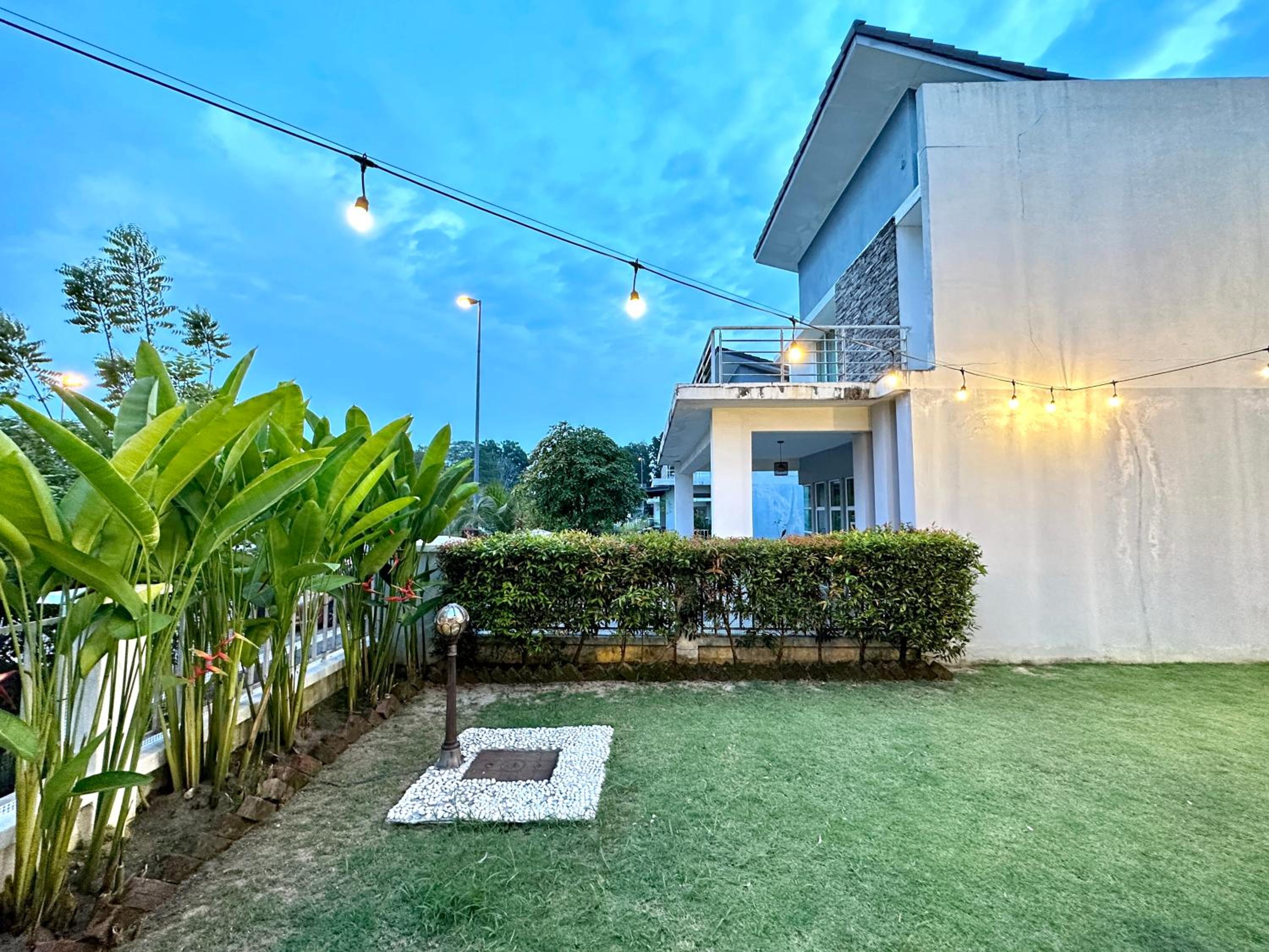 BNB Casa Grande at Rawang - spacious, 15 pax and WiFi, photo 24