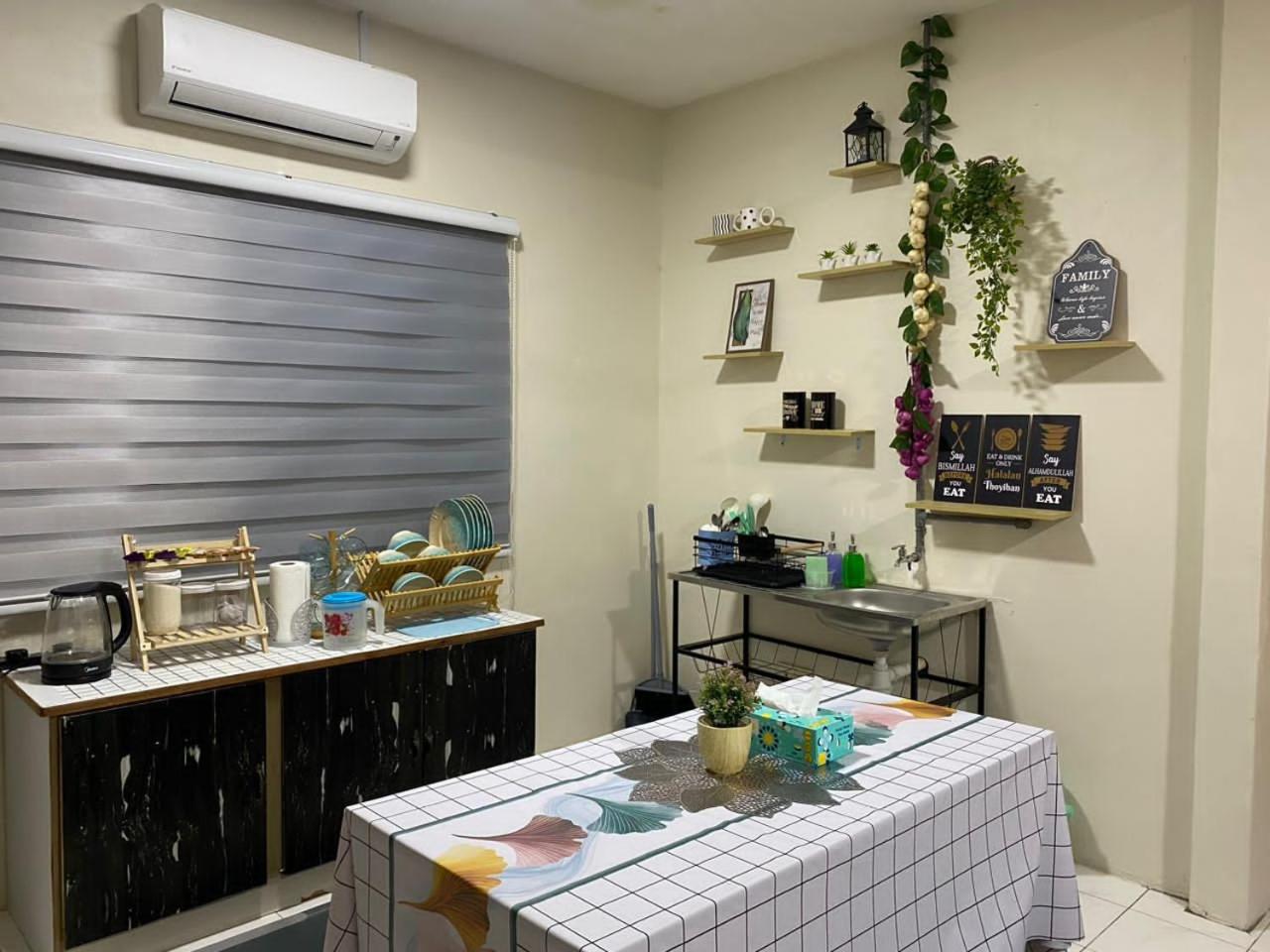 Tanjung Hijau Homestay - 2nd Floor ONLY - FREE wifi - 4 bedrooms photo 4