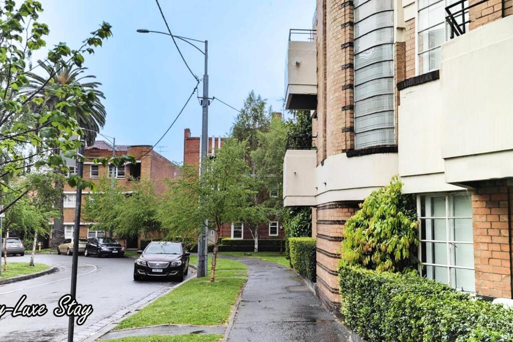 MCG 1BR Apartment For Family