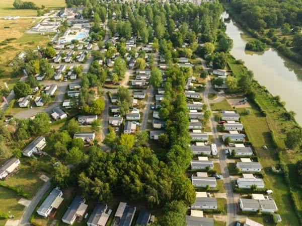 Camping Officiel Siblu Domaine de Dugny