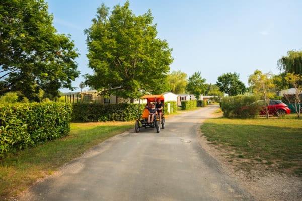 Camping Officiel Siblu Domaine de Dugny