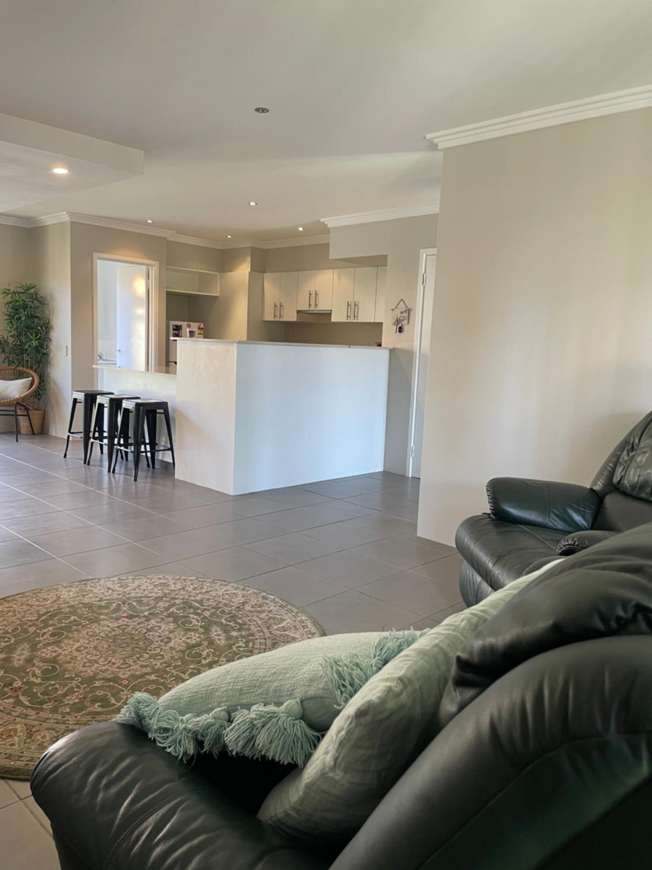 Sea / lake townhouse