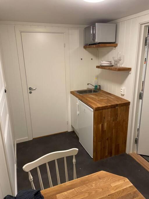 Studio apartment close to E18 view 3