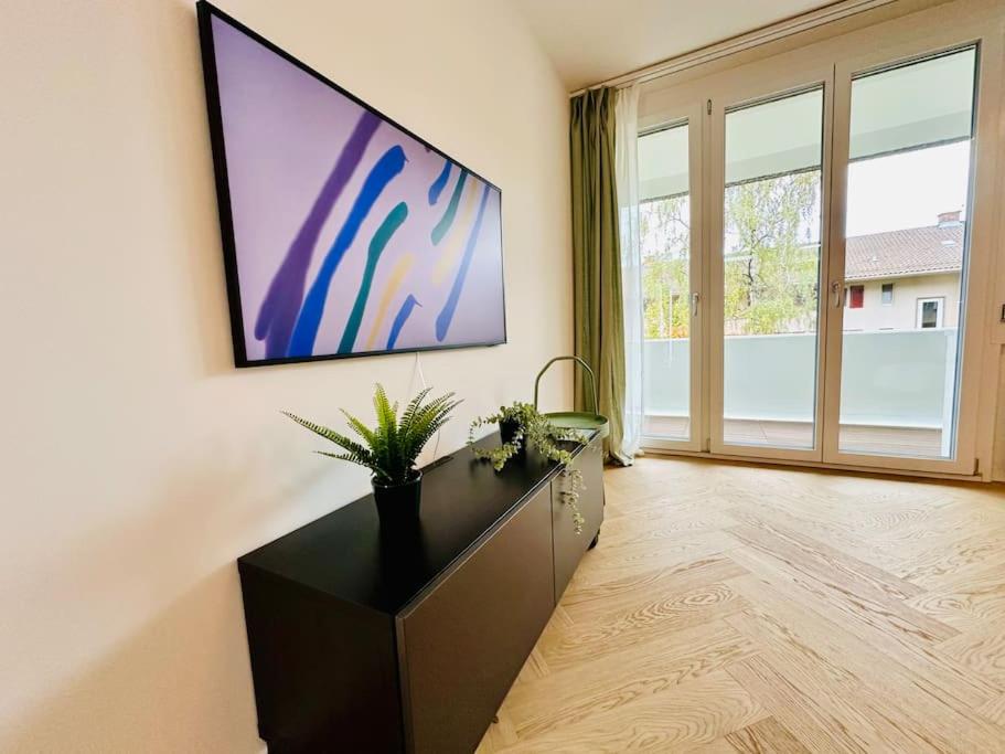 Modern City Studio with Air Condition & Balcony