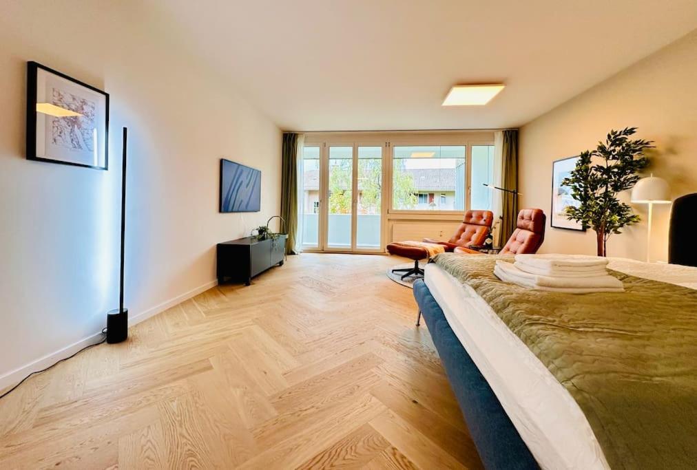 Modern City Studio with Air Condition & Balcony