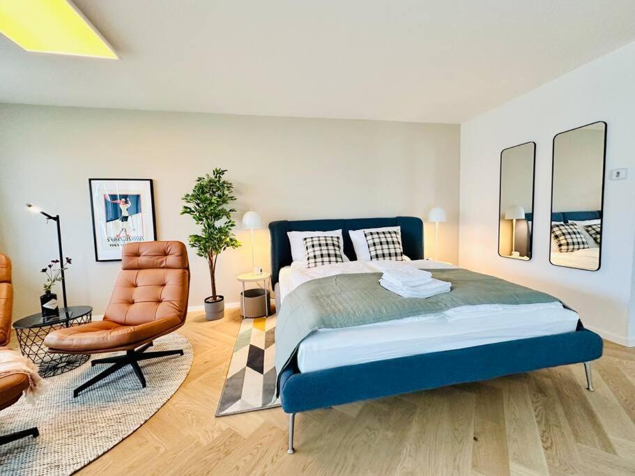 Modern City Studio with Air Condition & Balcony