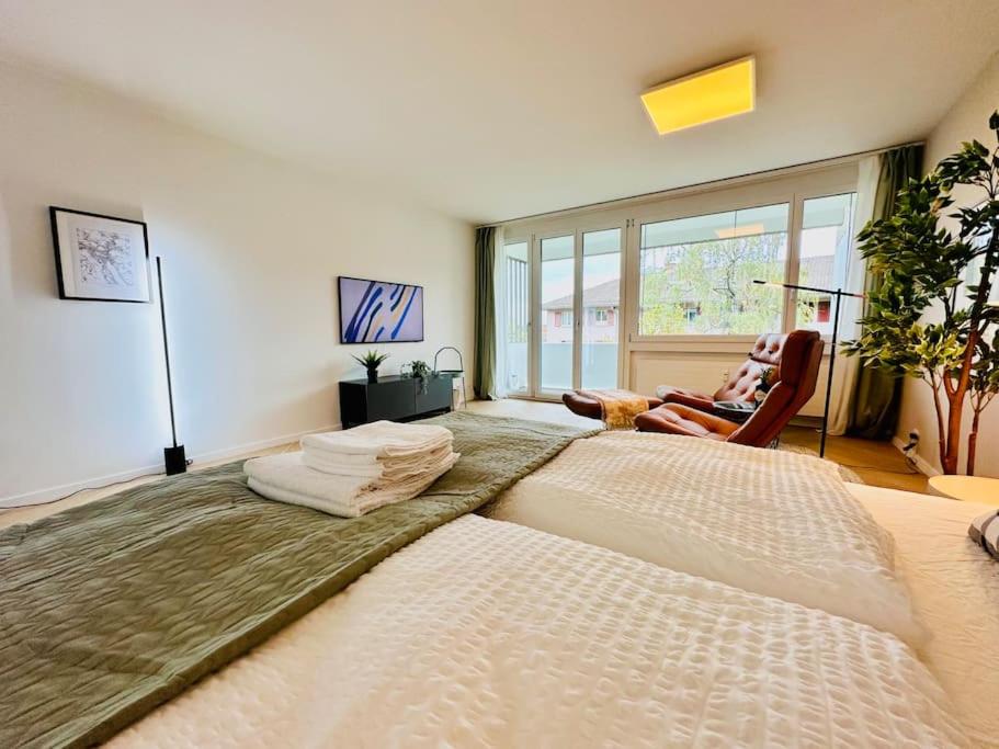 Modern City Studio with Air Condition & Balcony