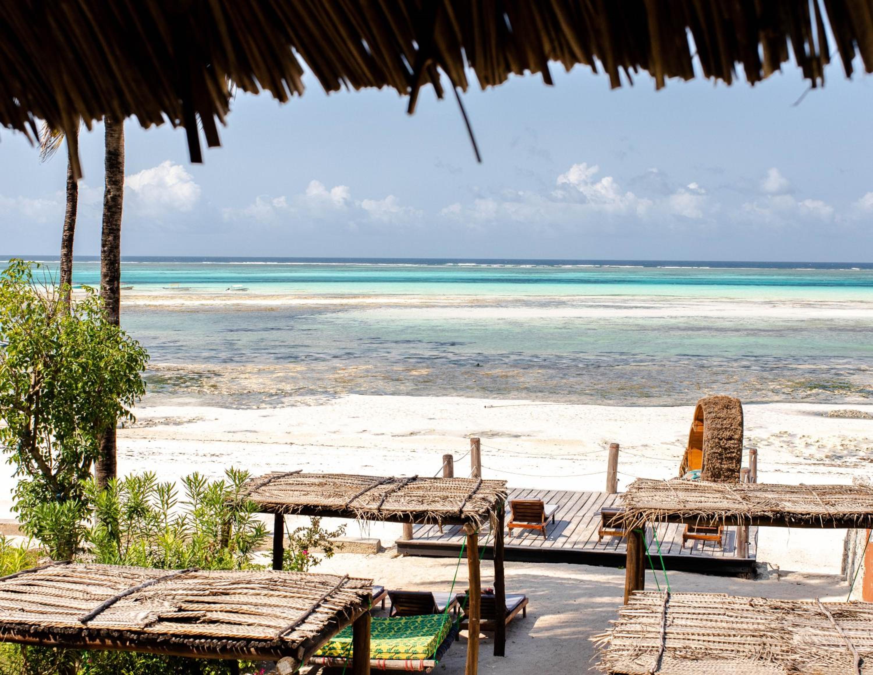 Shanuo Beach Bungalows view 3