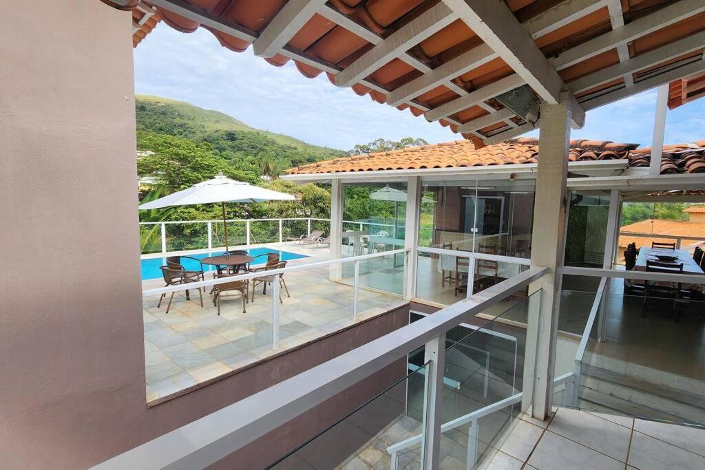 Casa Escarpas do lago