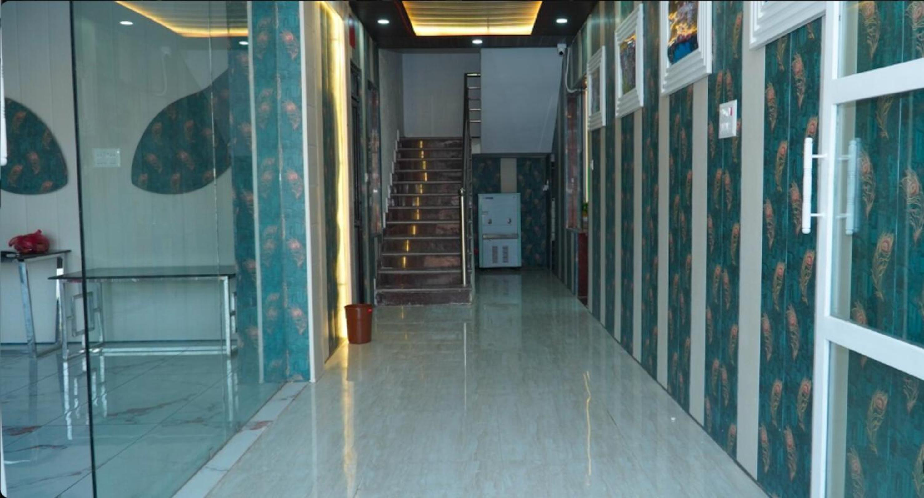 Photo 11