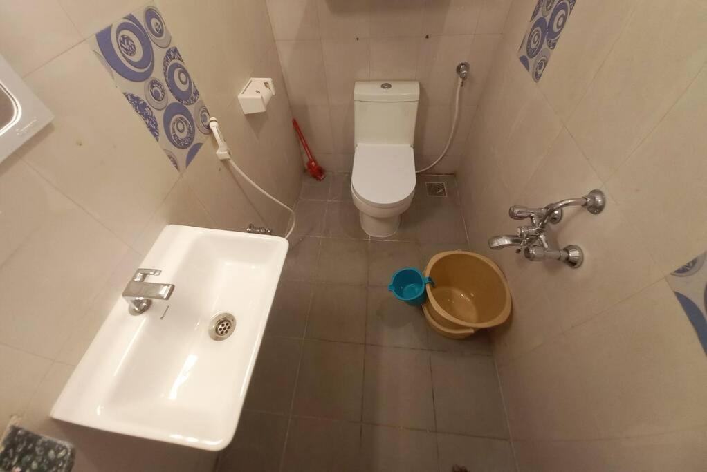 galaxy inn Home stay-white town