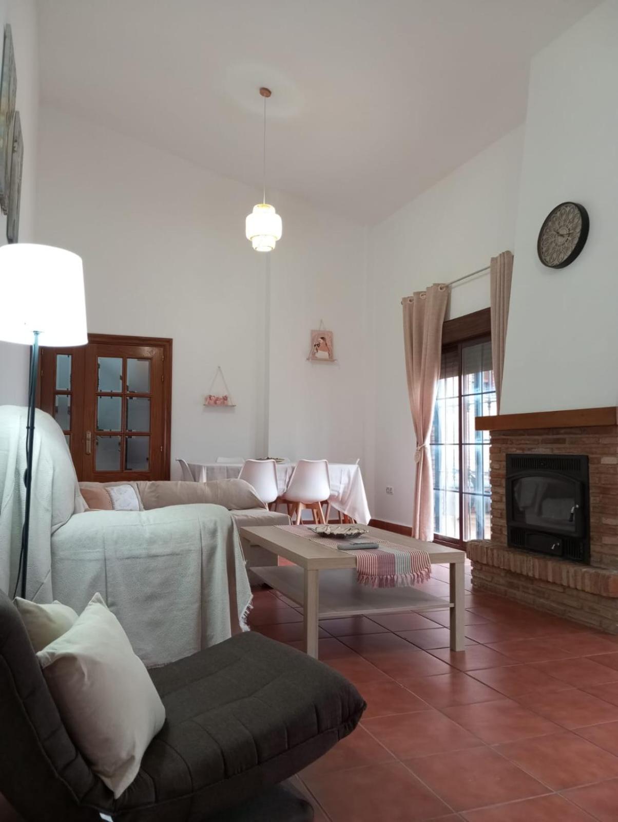 VILLA BILBILIS con piscina privada, barbacoa y parking