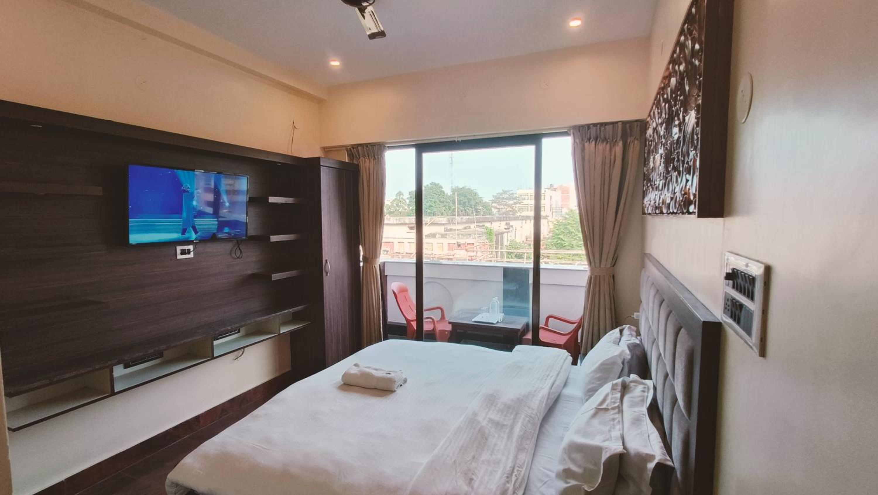 hotel room