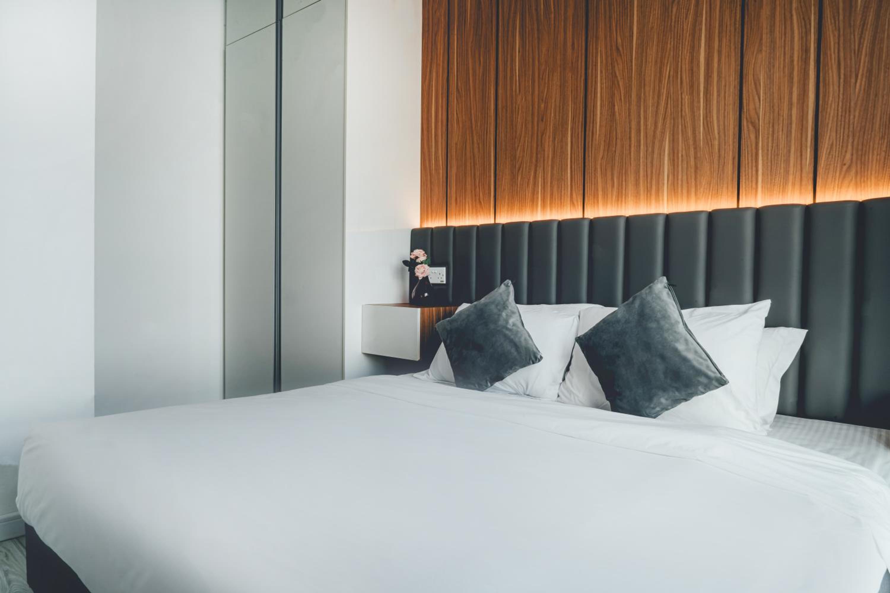 Sky88 Luxury2BR KSL/Midvalley/CS by Our Stay