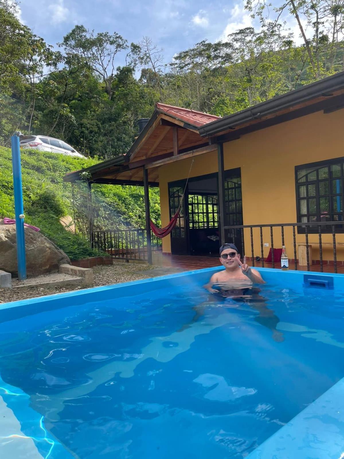 Casas De Campo - El Paraíso