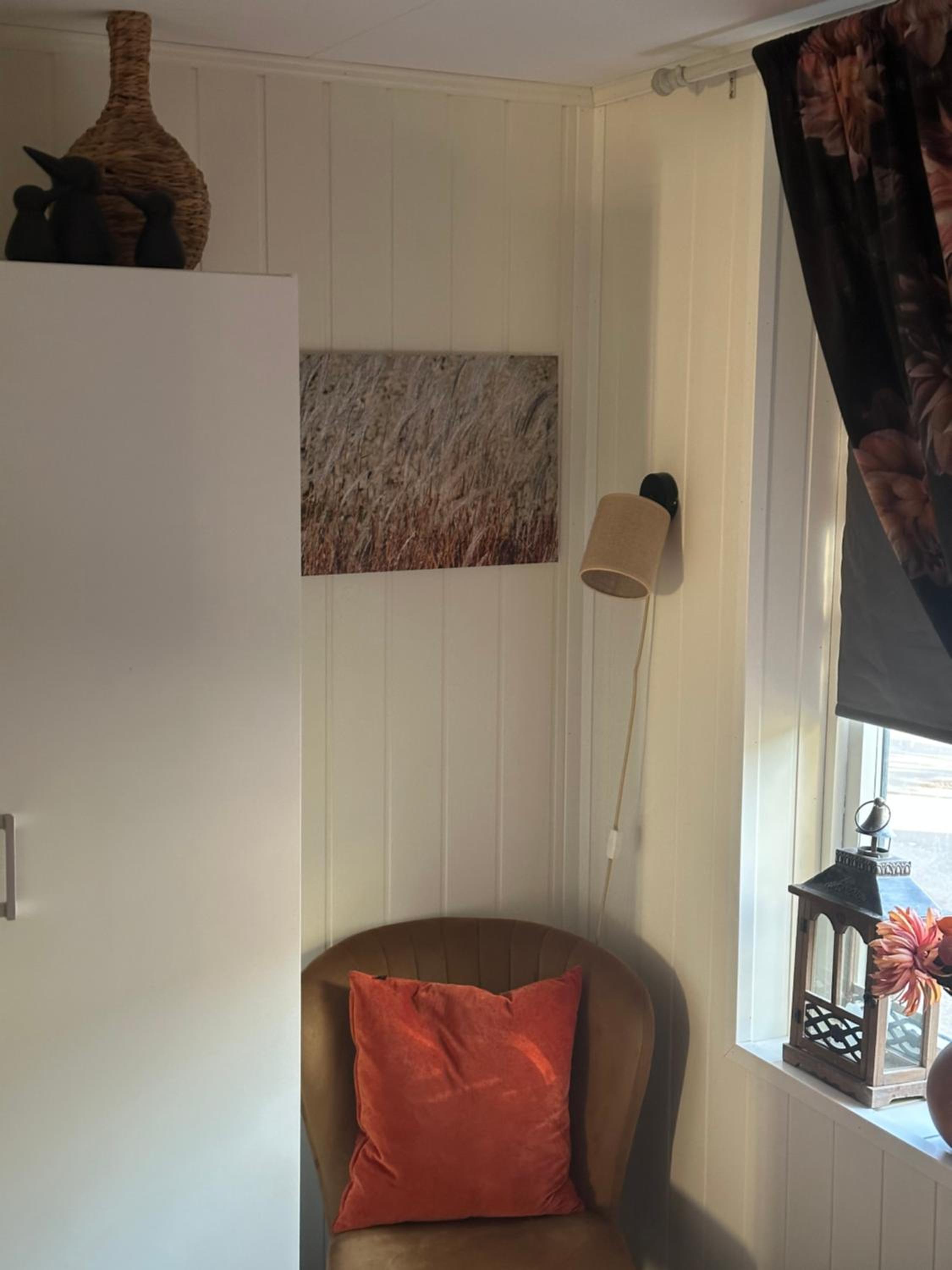 Downtown Historical House with Renovated apartments free P near view 5