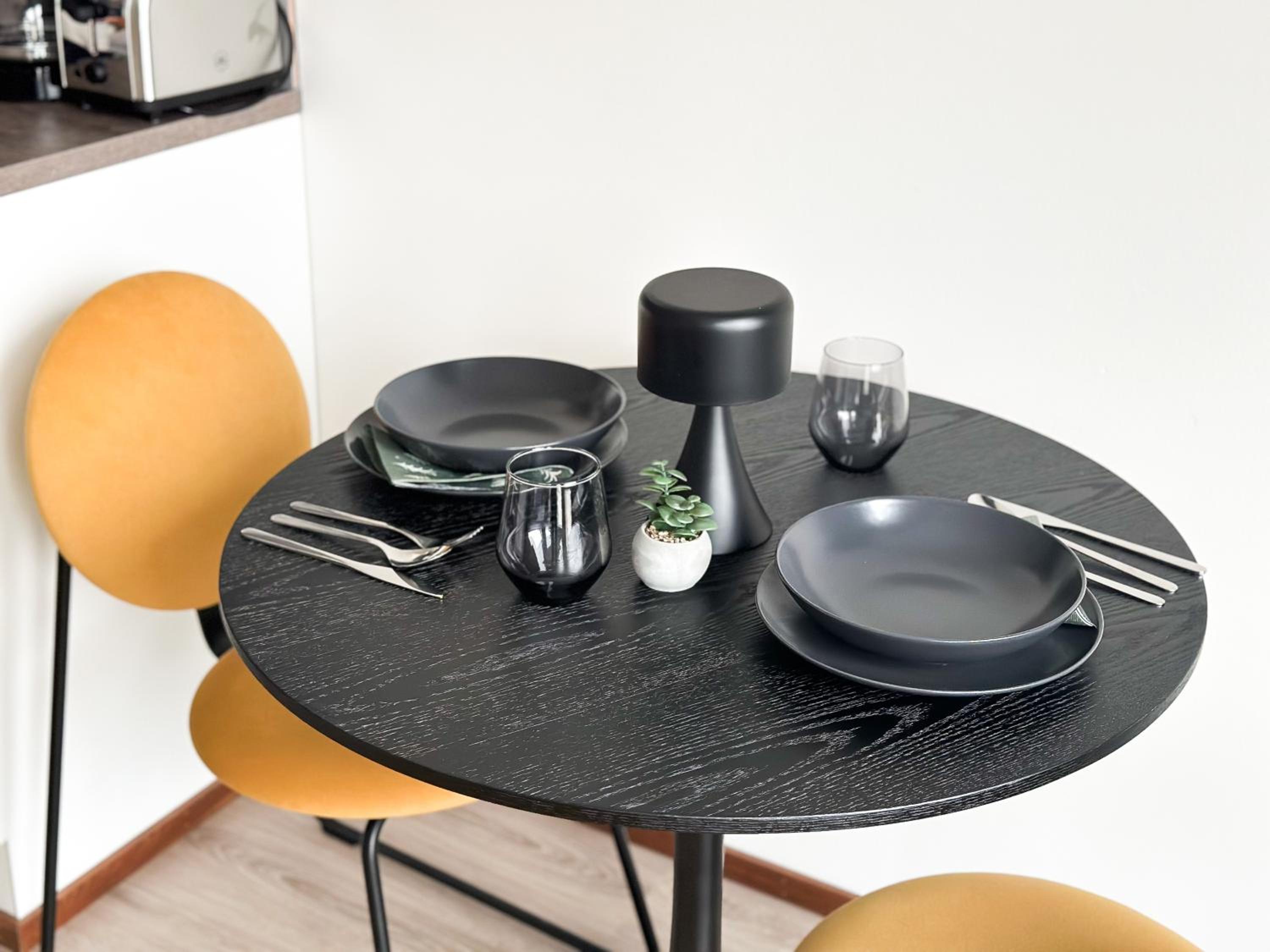 Aurora Central Suite II By BookLapland