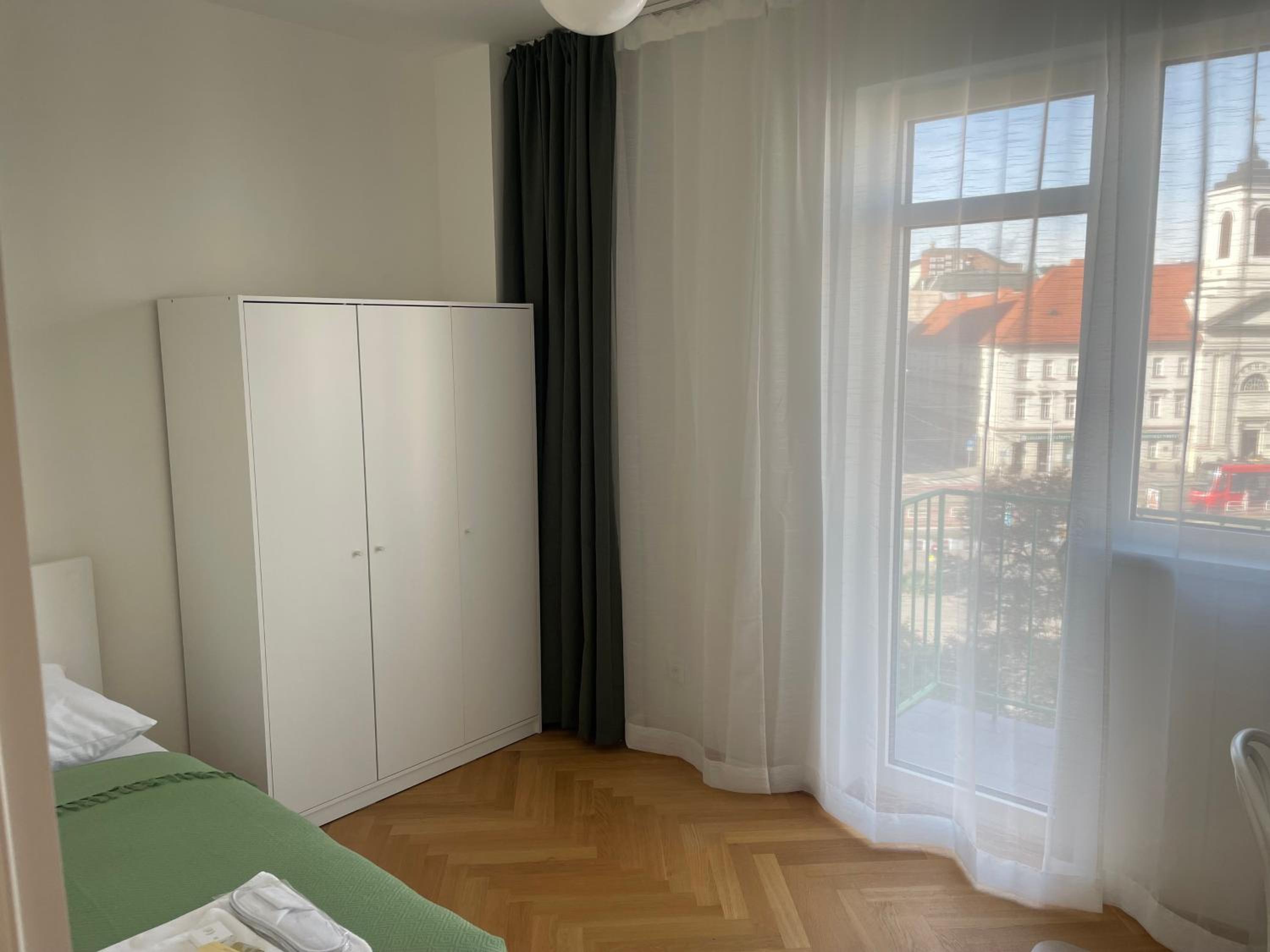 SKAU Dunajska Family Two Bedroom Apartment Old Town view 4