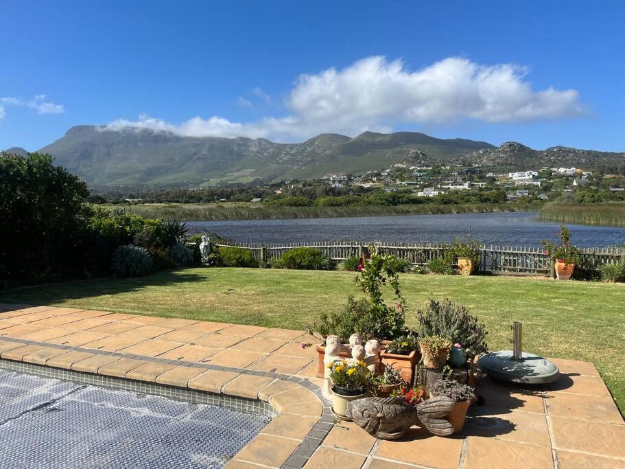 Lakeside home in security estate with solar power