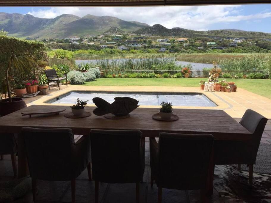 Lakeside home in security estate with solar power