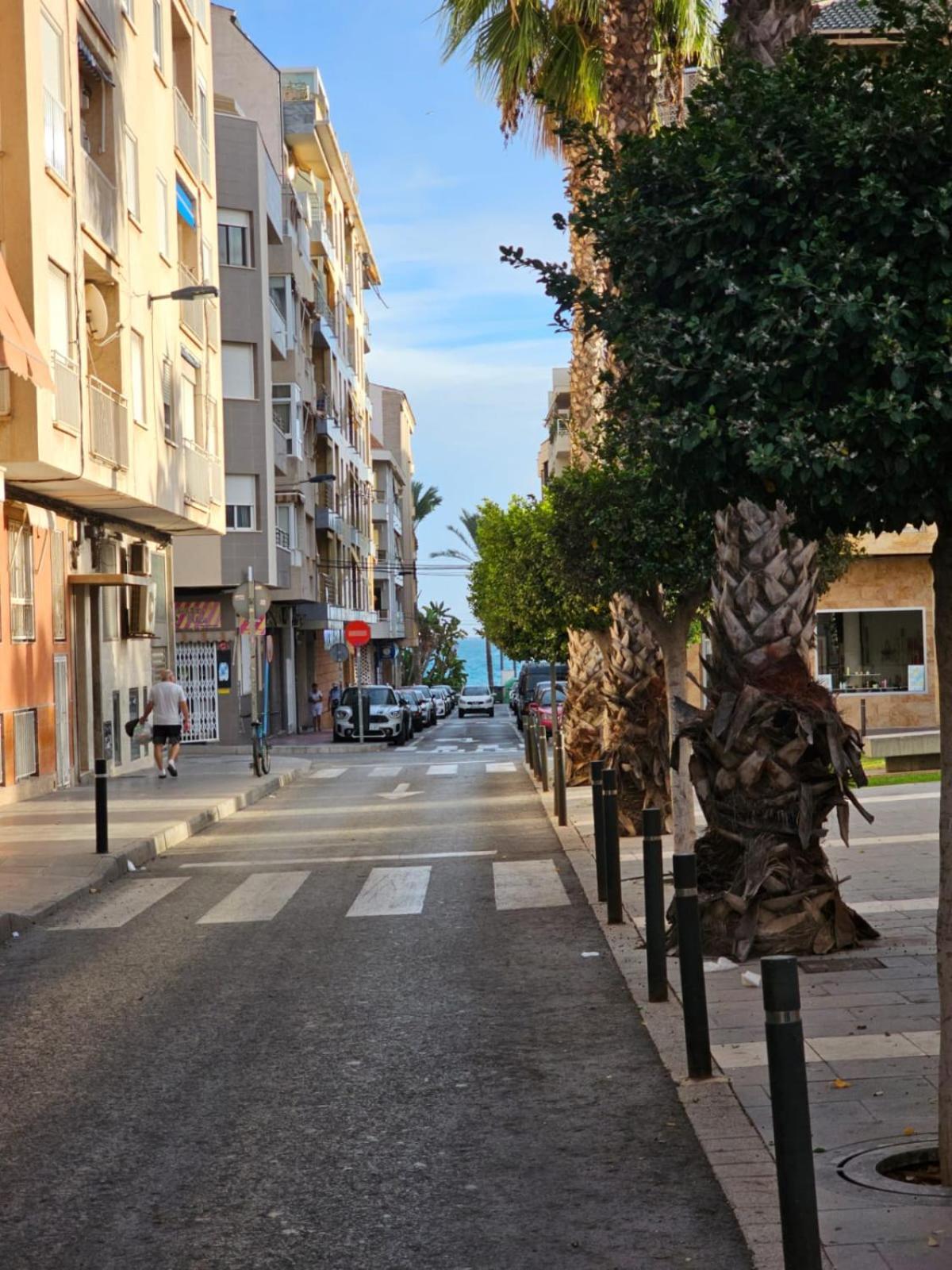 Аcogedor apartamento de dos dormitorios en torrevieja