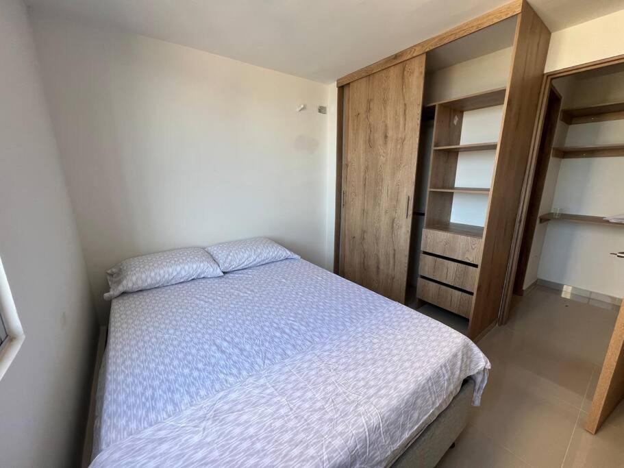 Apartamento de 3 habitaciones muy cerca al malecón