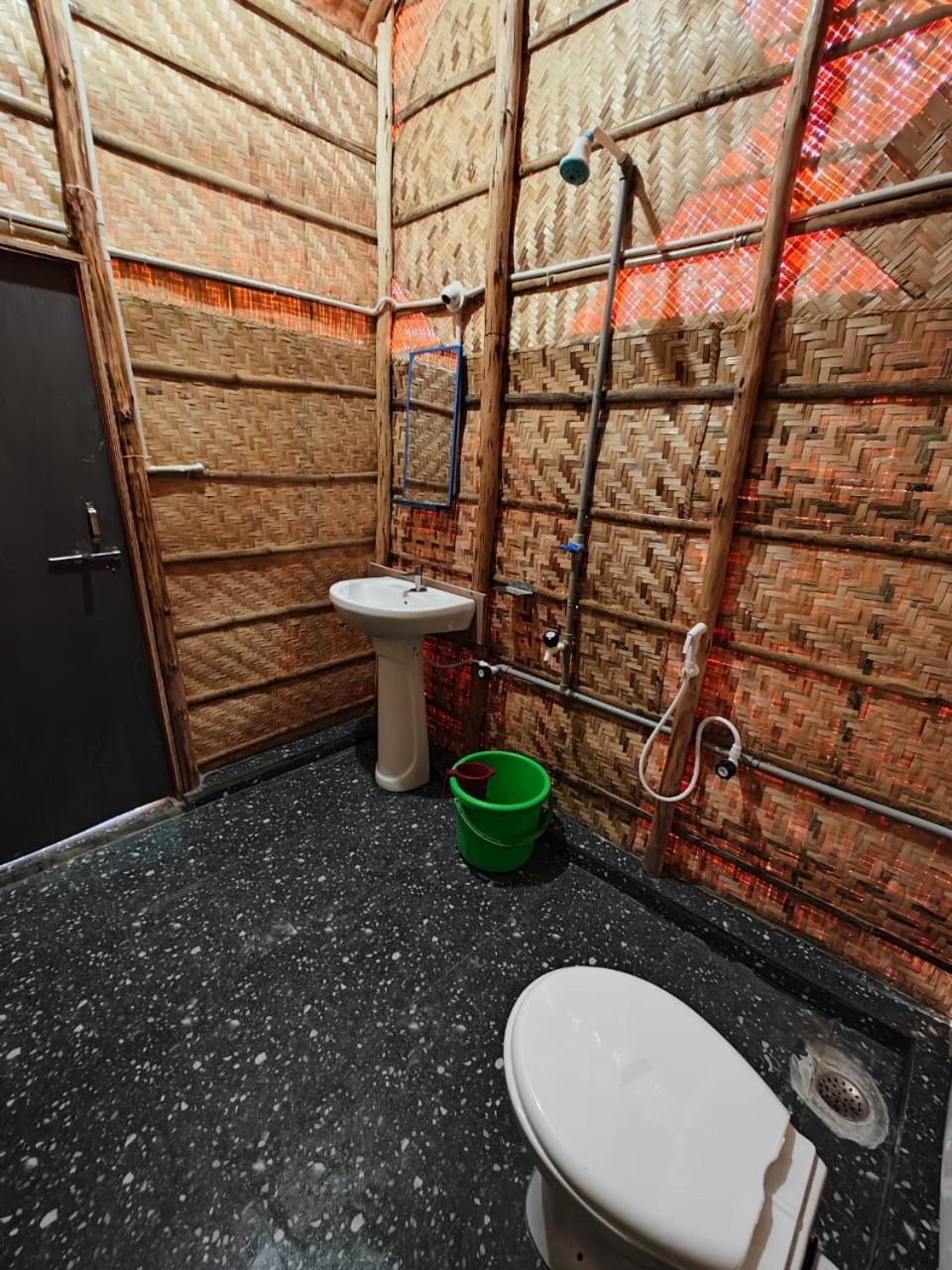 Photo 15