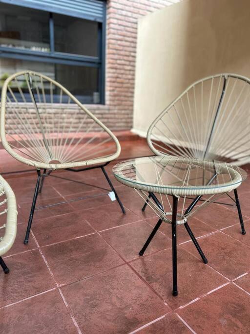 Oasis urbano para 3 personas: terraza y piscina en Córdoba