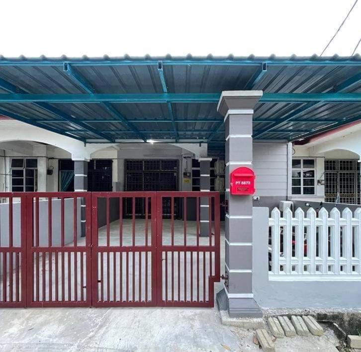 SRI TEGUH HOMESTAY photo 1