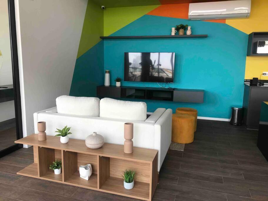 New &charming studio apartment