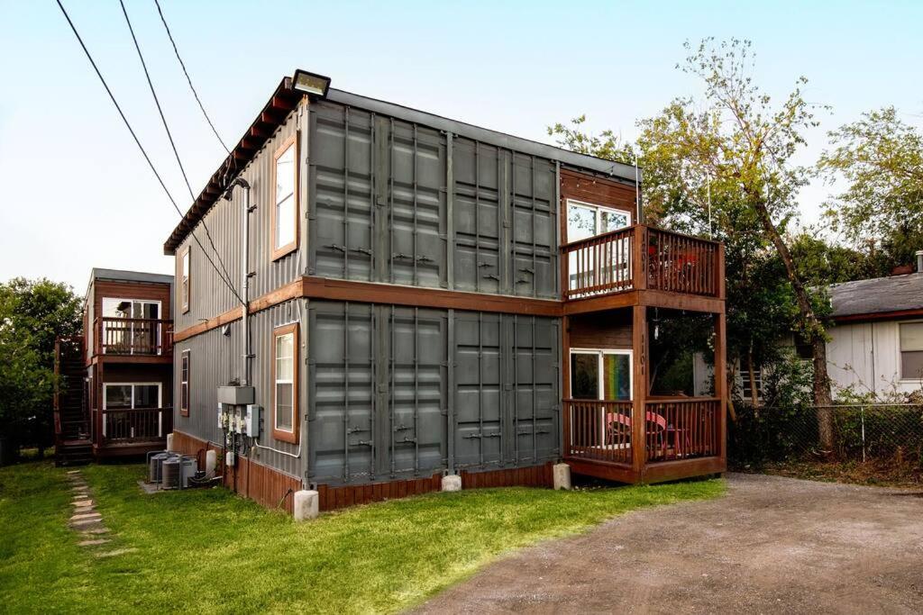 Container Oasis Downtown! view 3