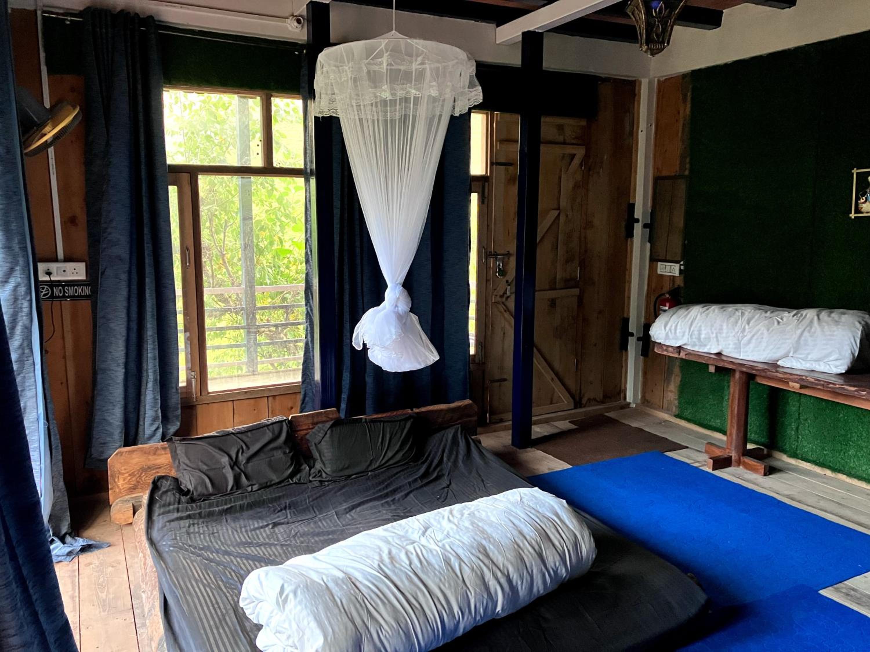 Shoonya Home Stay - Devalsari Deodar Forest Range - 60min from Mussoorie view 3