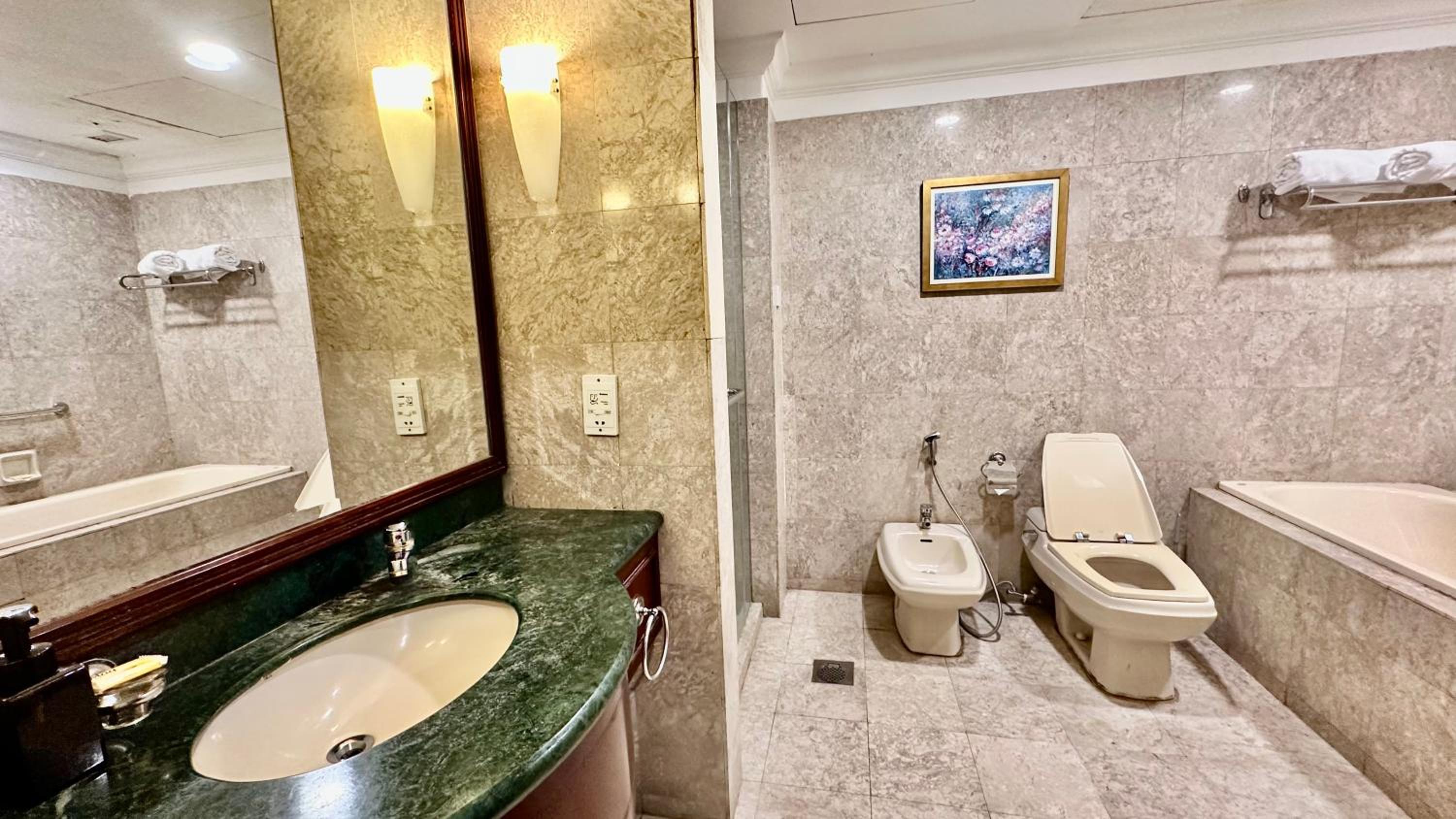 RJ Service Suite at Times Square