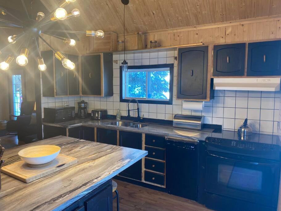 LE JAZZ- Chalet rustique/chic avec SPA