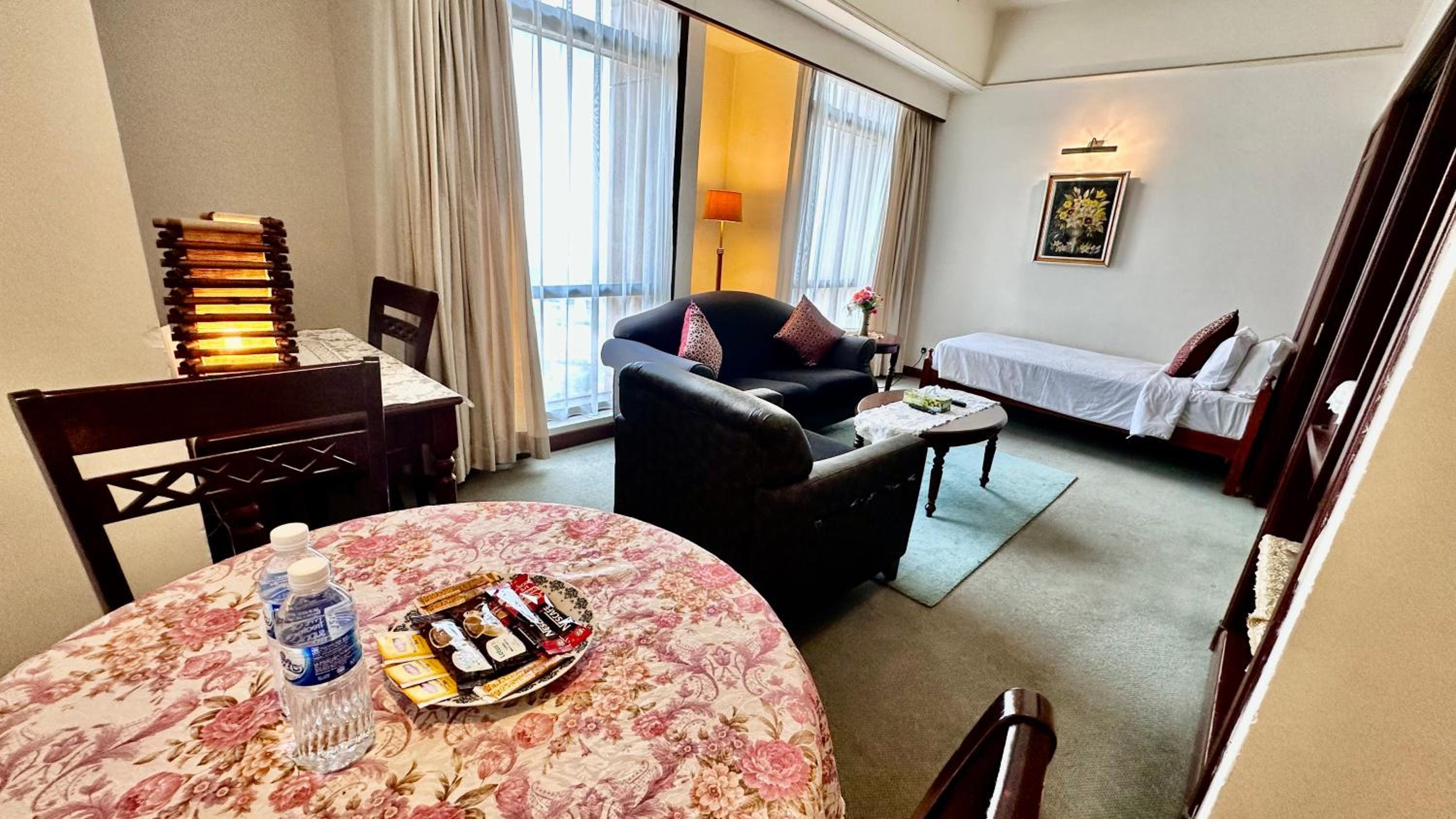 RJ Service Suite at Times Square