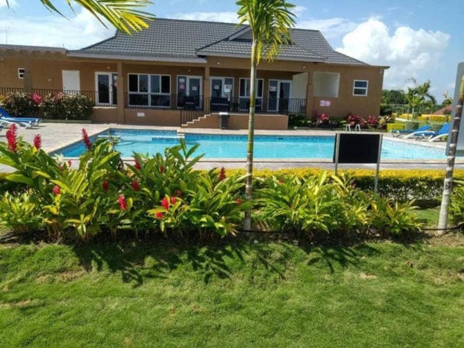 The Haven @ Stonebrook Manor view 2