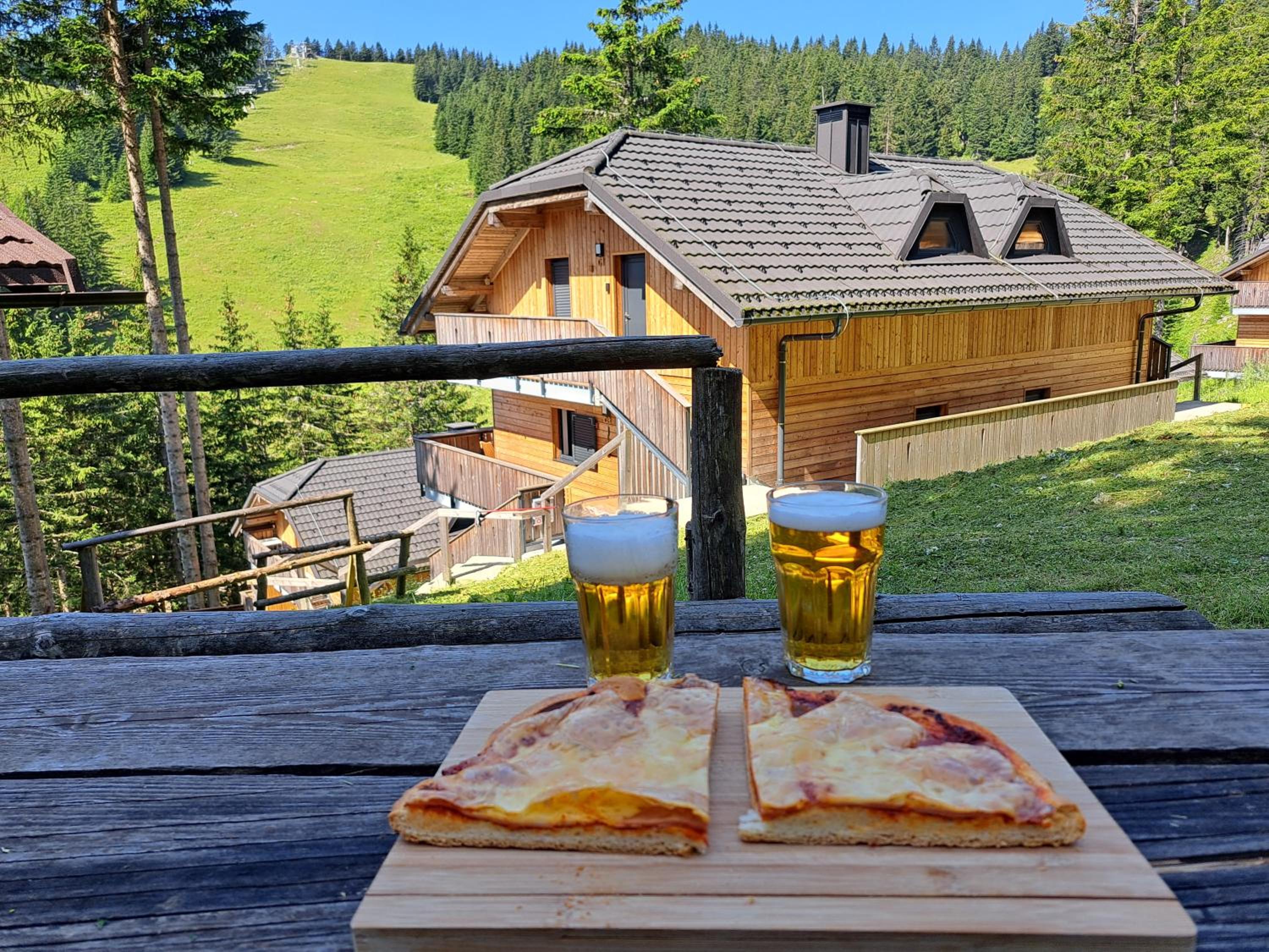 Golte SkiCenter App MOUNTAIN VIEW WITH BALCONY