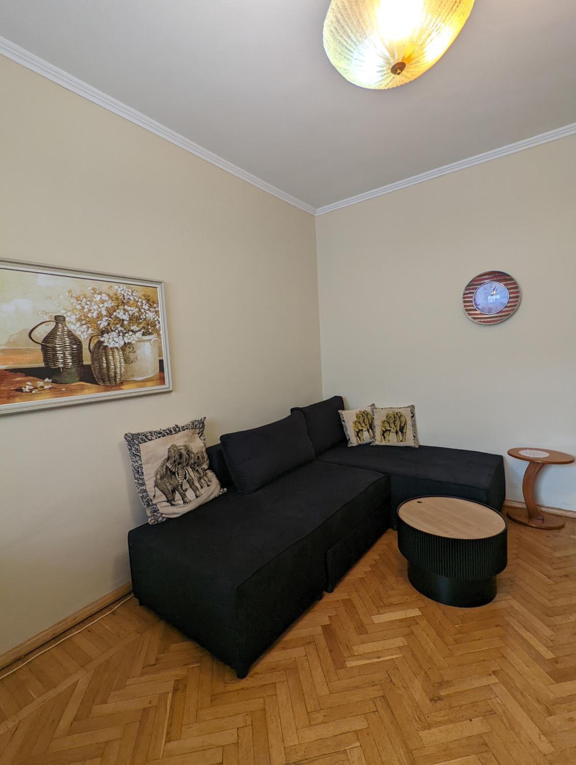 Vintage Apartment in Center