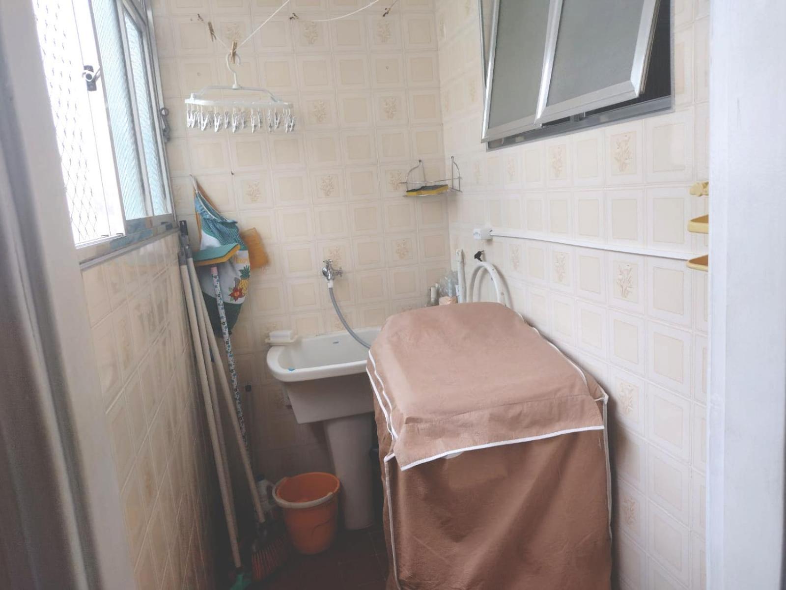 Apartamento Praia Grande Aviação em frente à praia, pé na areia