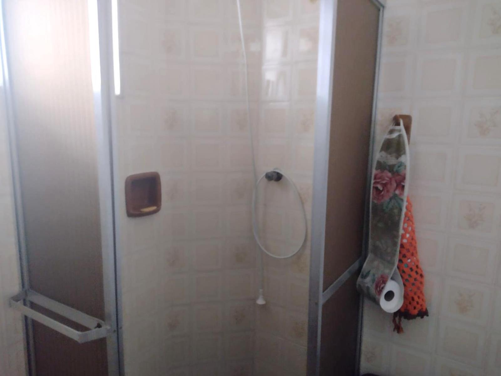 Apartamento Praia Grande Aviação em frente à praia, pé na areia
