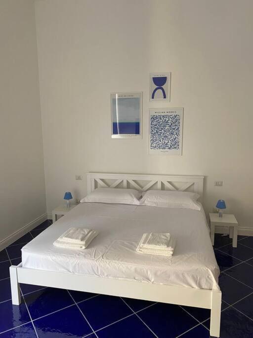 Maison Olivia, nuovo appartamento in zona Chiaia