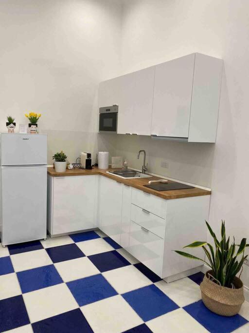 Maison Olivia, nuovo appartamento in zona Chiaia