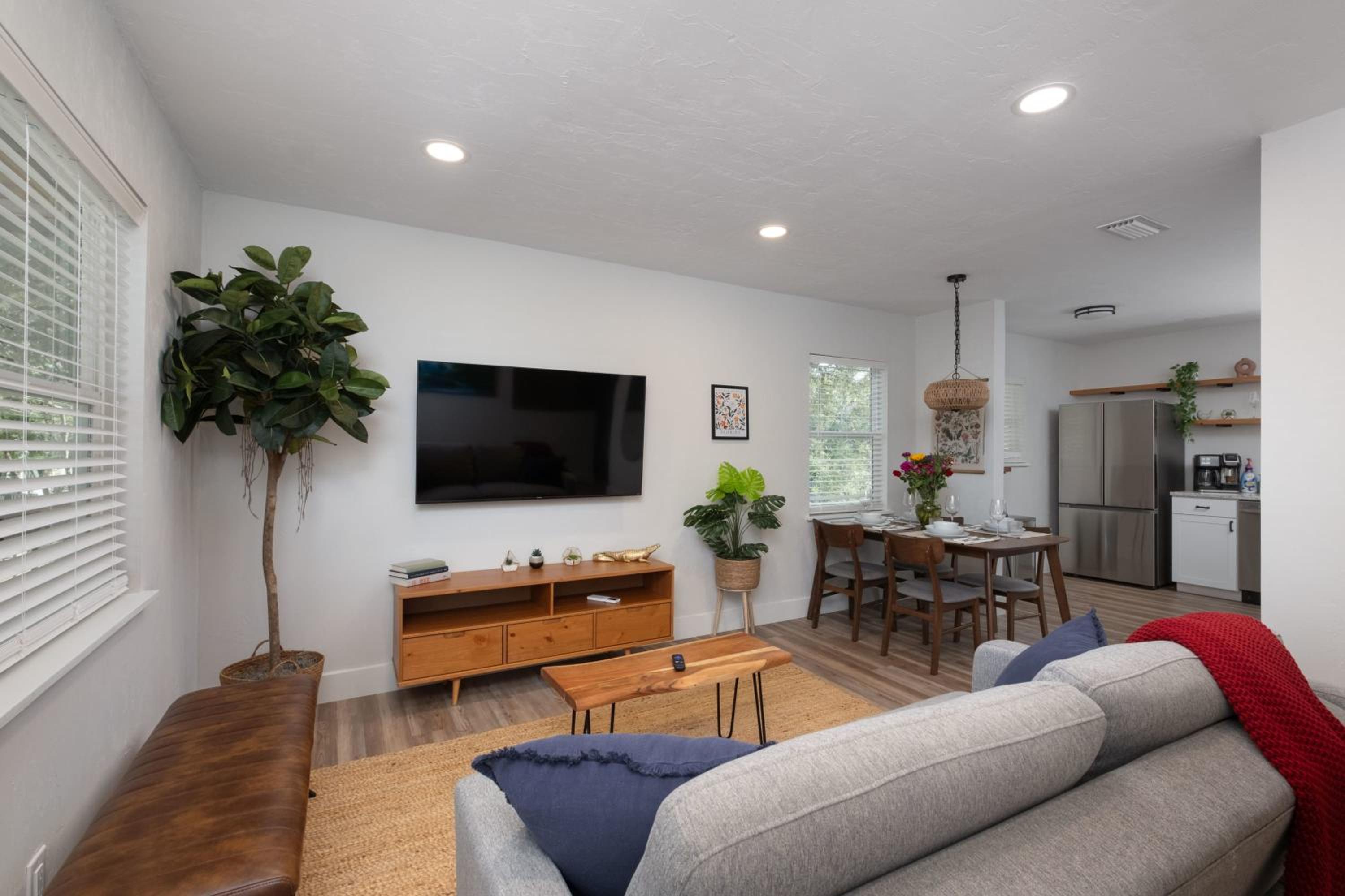 Serene Place - Walk to UF , Free Parking , Kitchen view 3