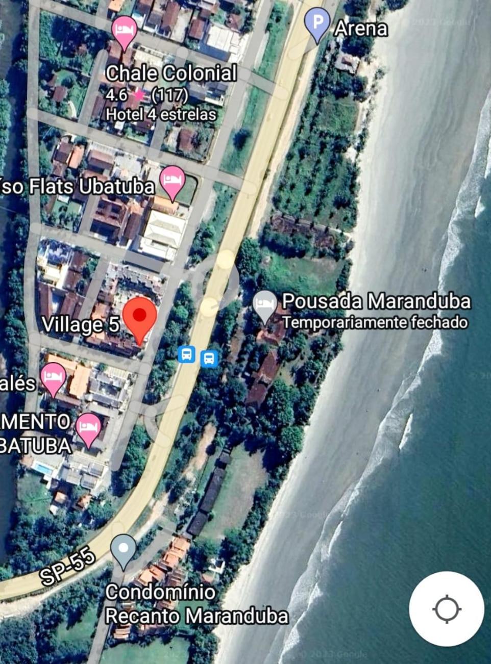 Ape na Maranduba em frente à praia - Village 5