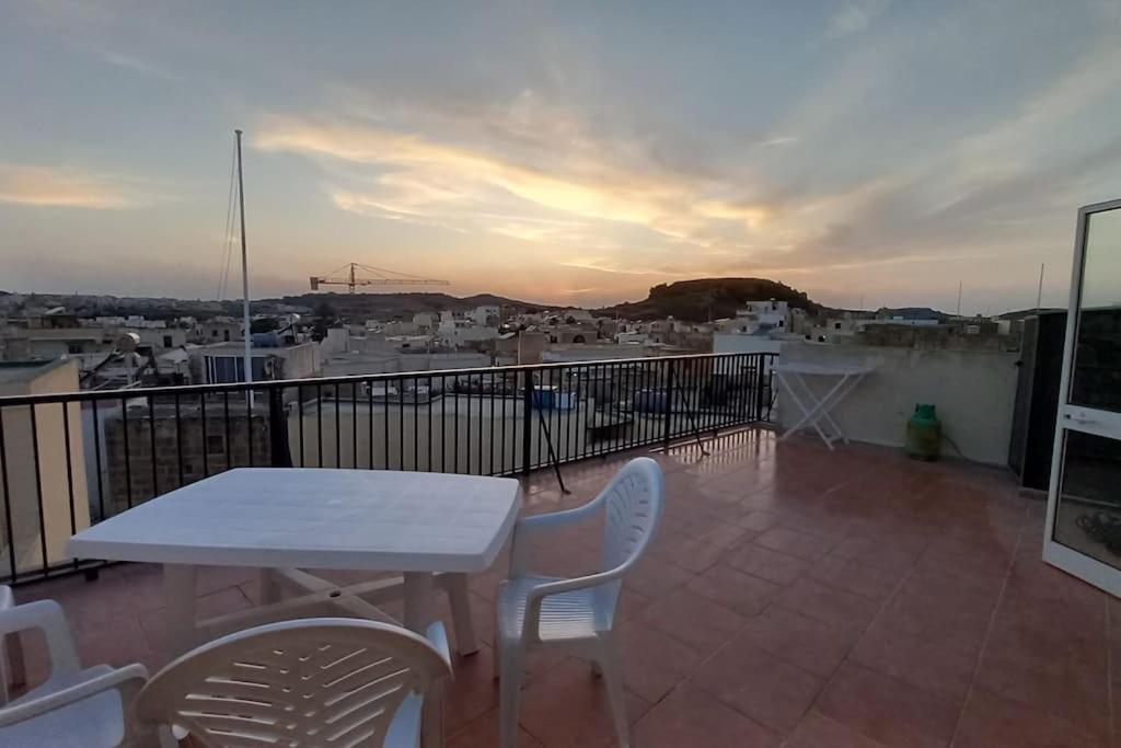 Sunset Suite photo 1