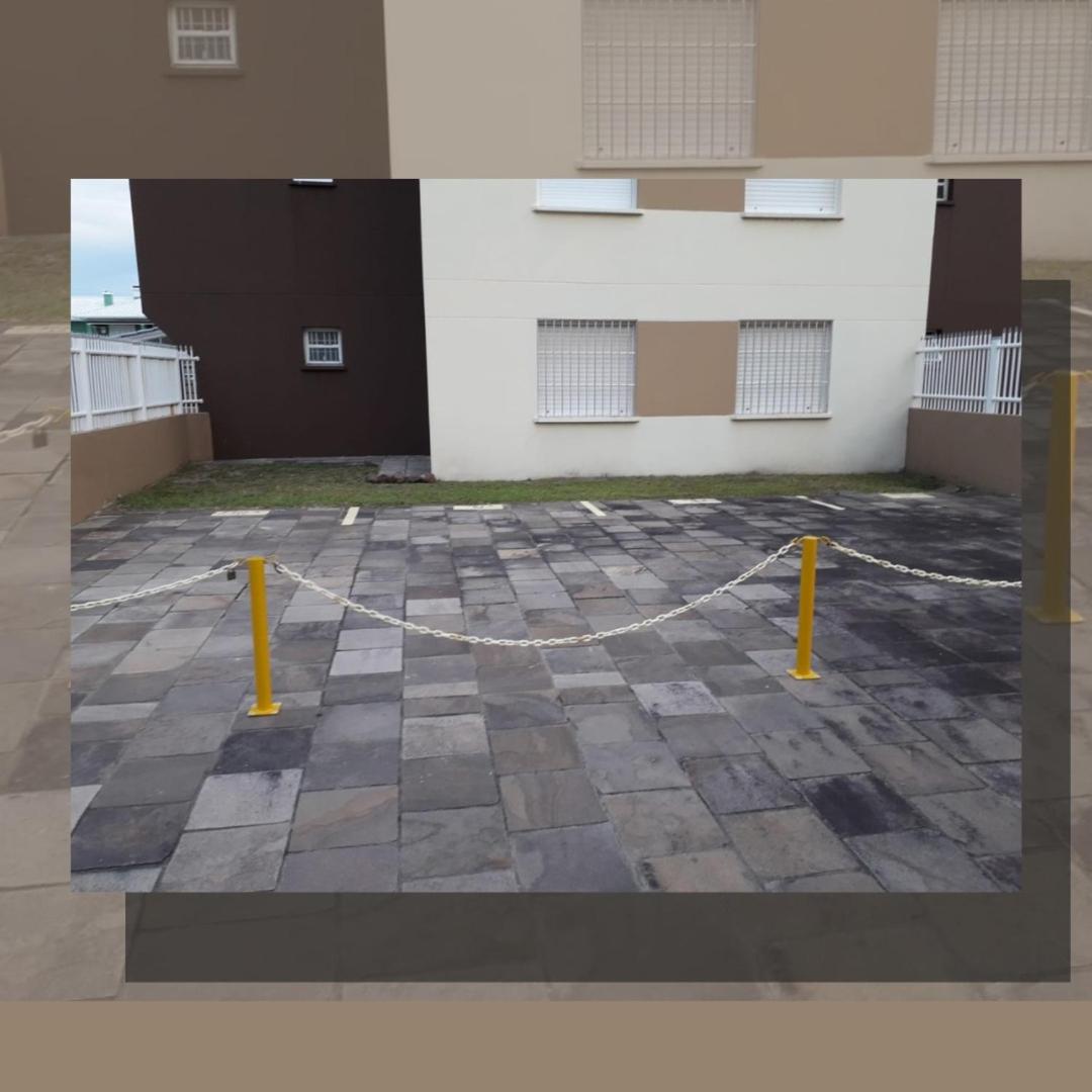 Apartamento com piscina, apenas 200 metros do mar