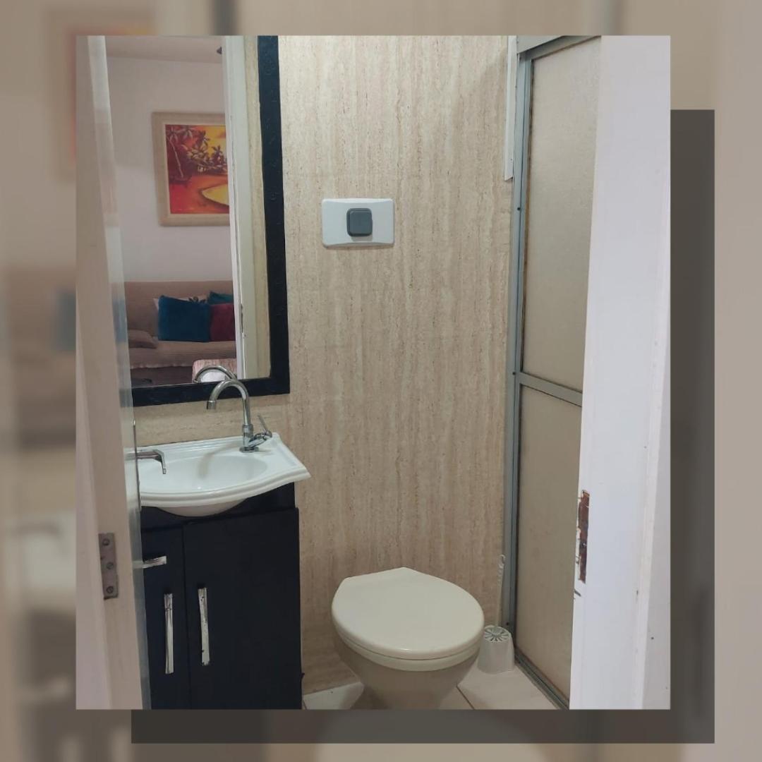 Apartamento com piscina, apenas 200 metros do mar