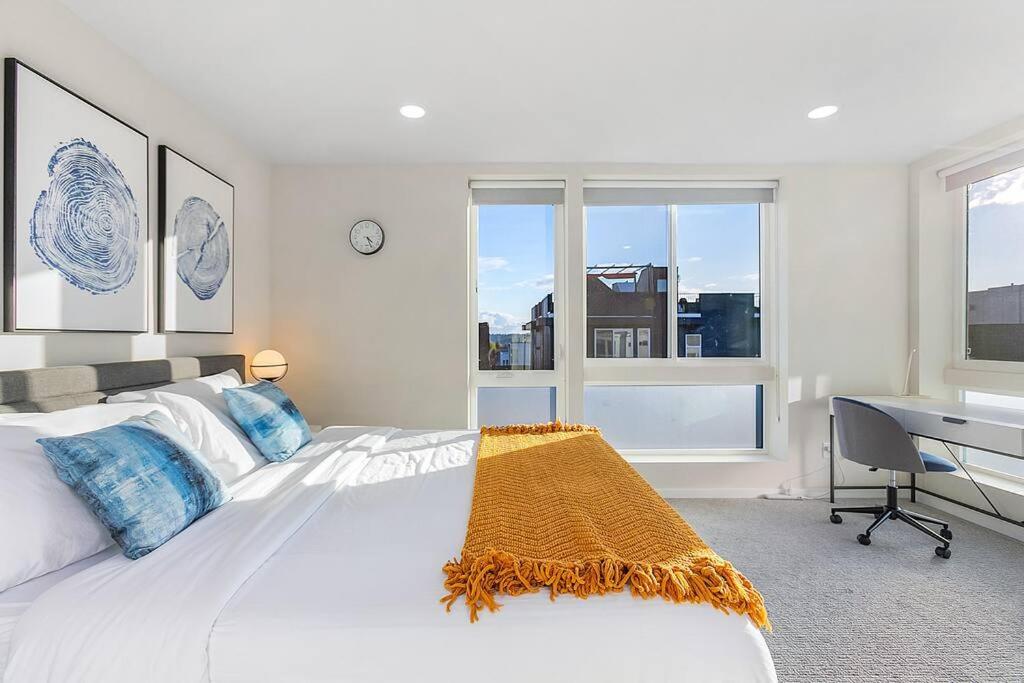 Modern 3BR - Walk to Light Rail with EVCharger & Parking view 5