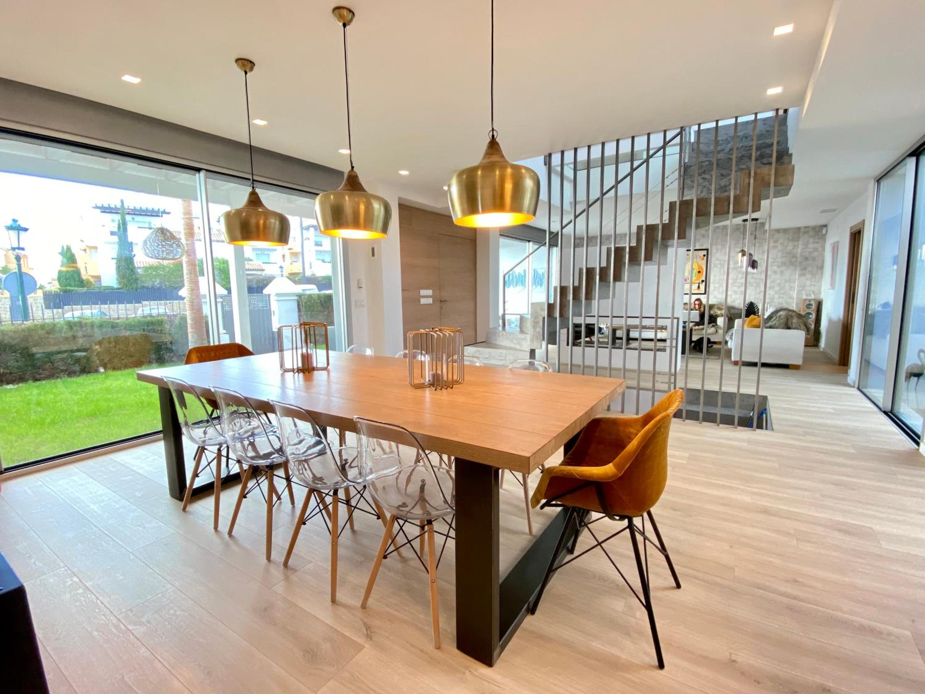 Front beach Villa in Marbella with Amazing Sea Views Semidetached